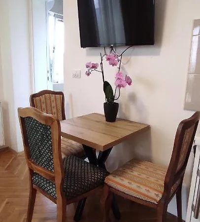 Sentic Guest house